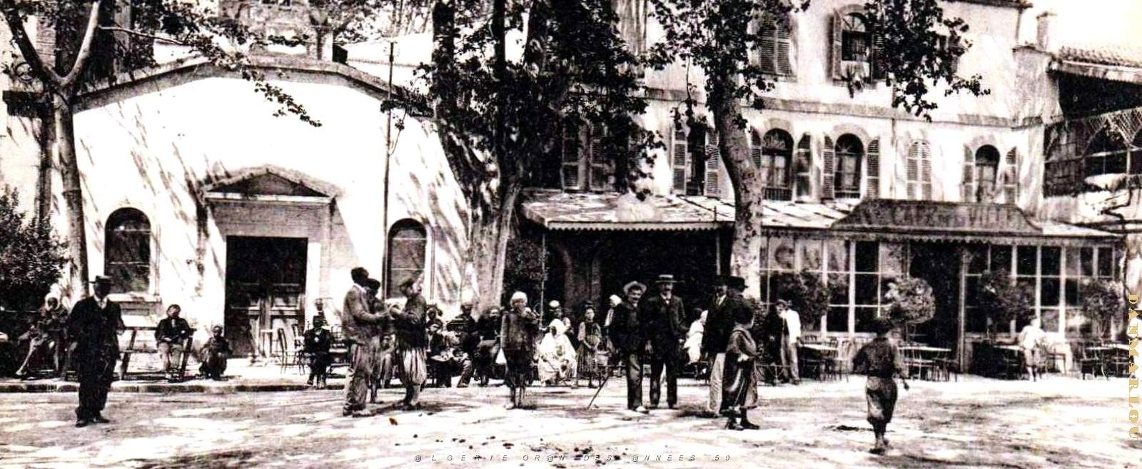 2822- Tlemcen - Esplanade du Mechouar2 - 1910.jpg